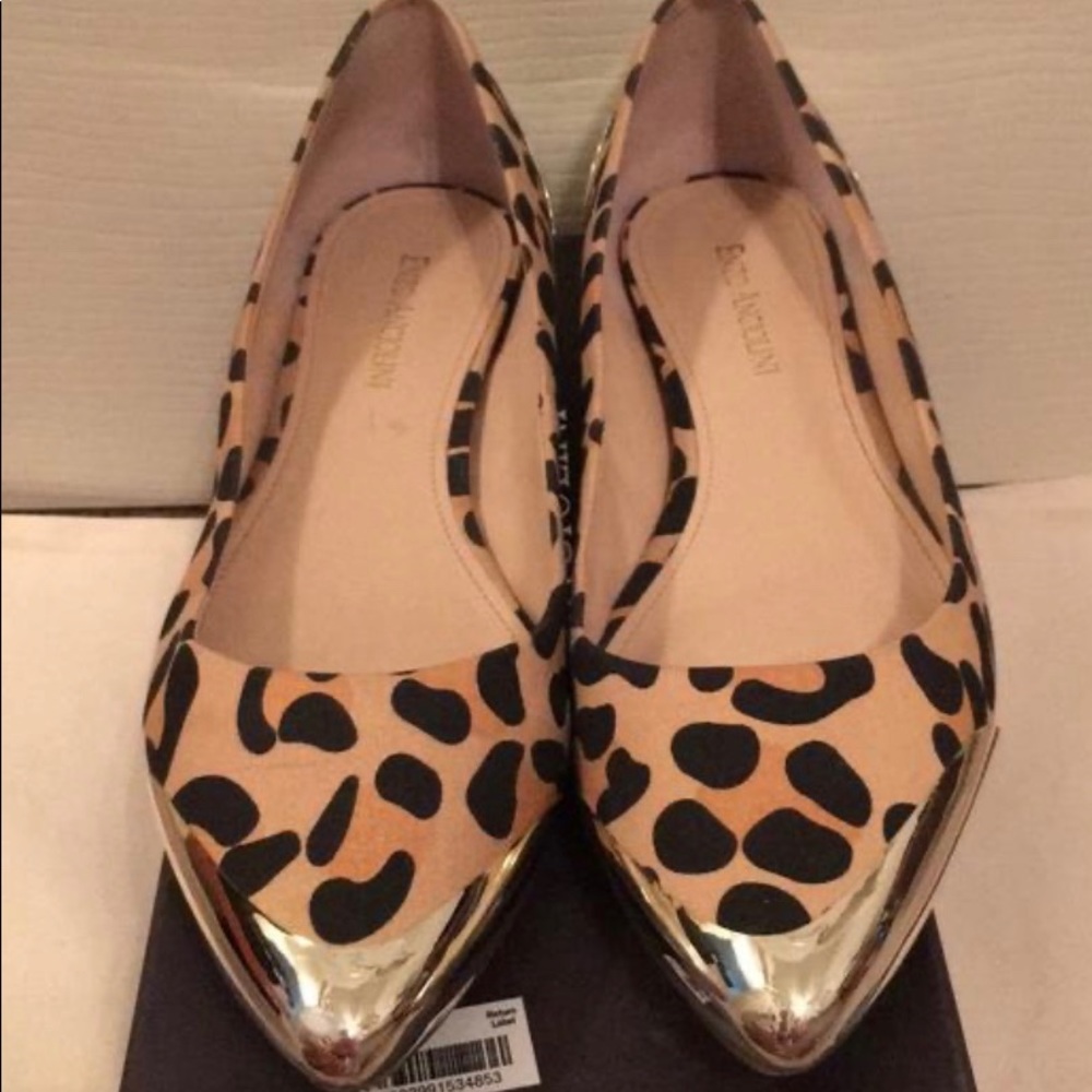 Shoes, flats